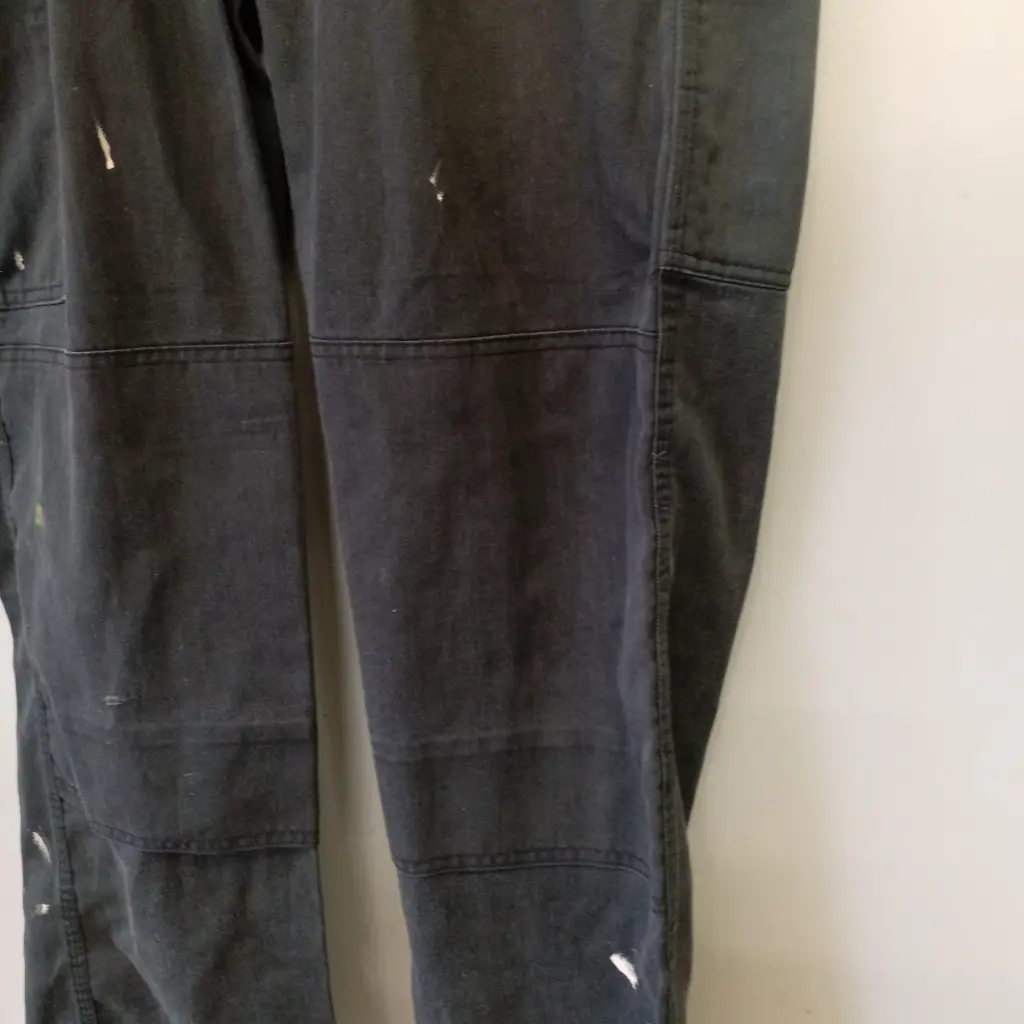Black Dickies cargo trousers with paint splatters grunge grade C size 32 R 4.webp