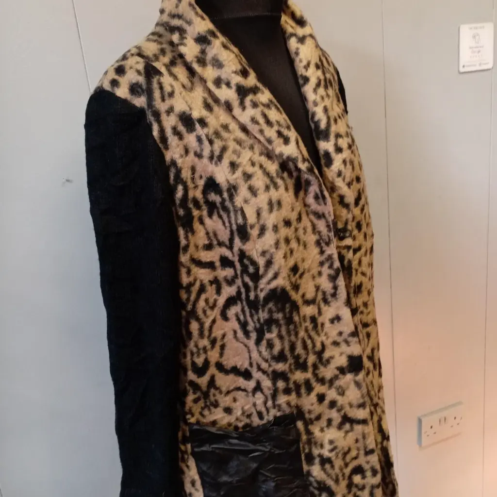Vintage Conrad C Collection Leopard print faux fur jacket 2.webp