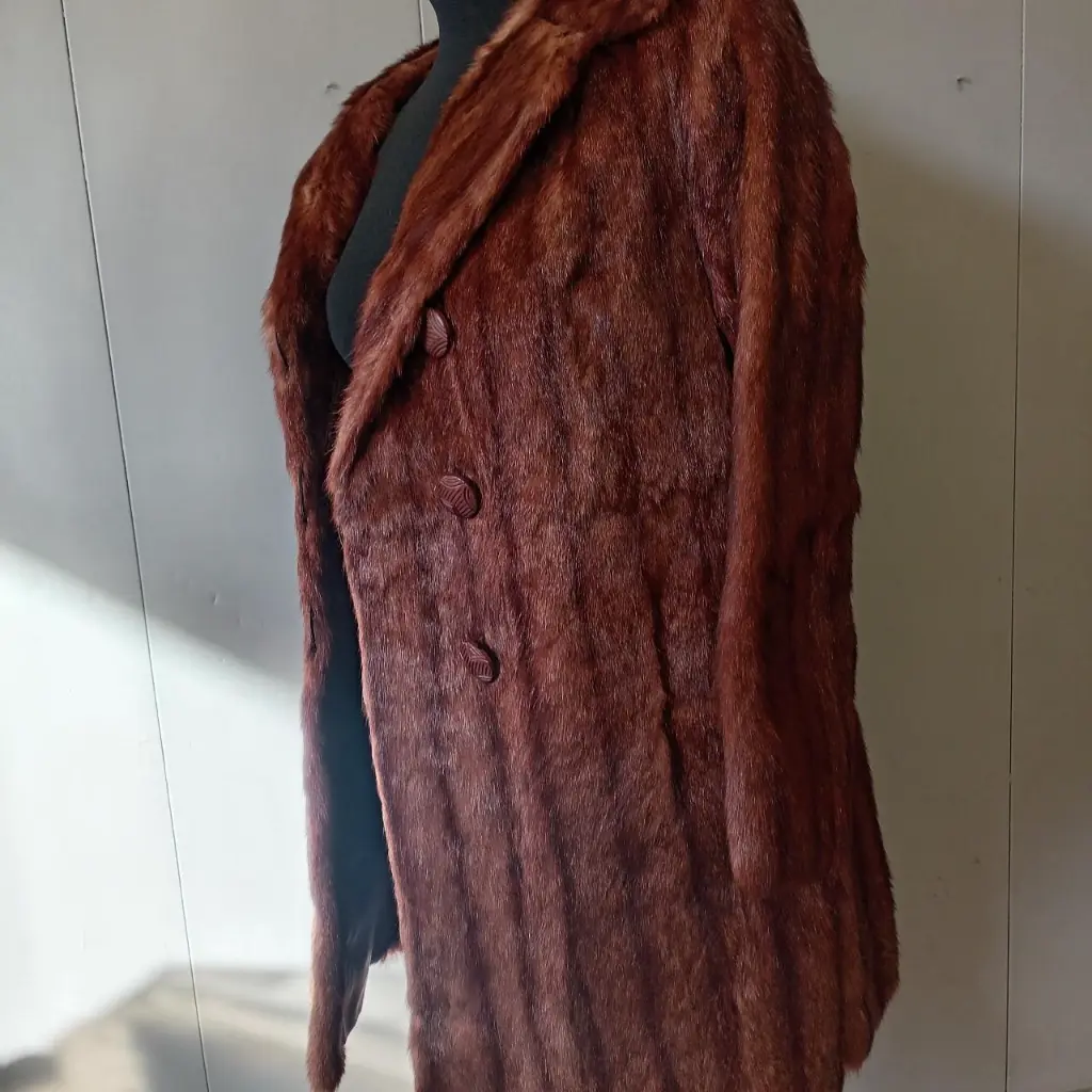 Vintage 1960s Brown real fur coat with button-up front and collar glam 2.webp