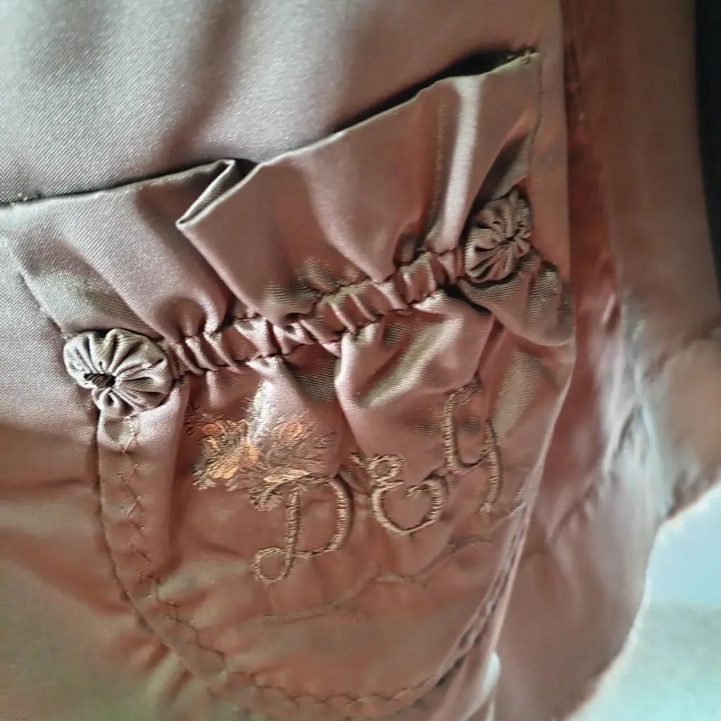 Brown vintage fur coat with a touch of elegance glamour glossy dark brown 5.webp