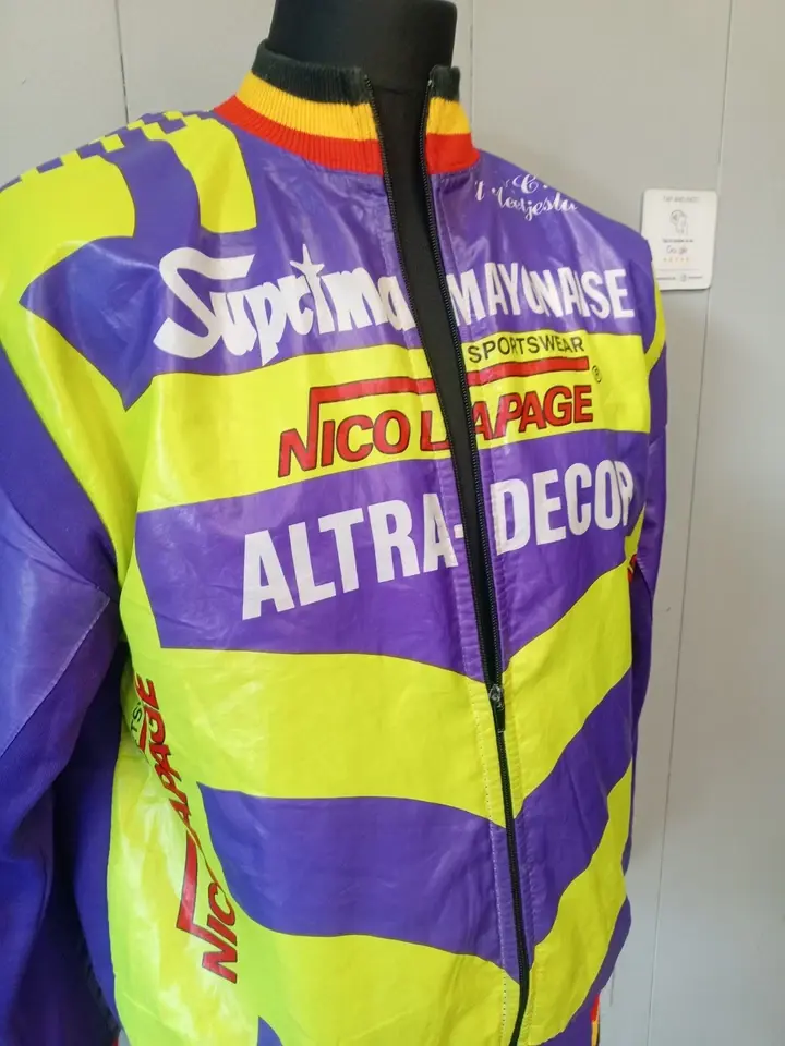 Nico lapage Sportwear Cycling Jacket 1990s vintage purple and yellow 3.webp