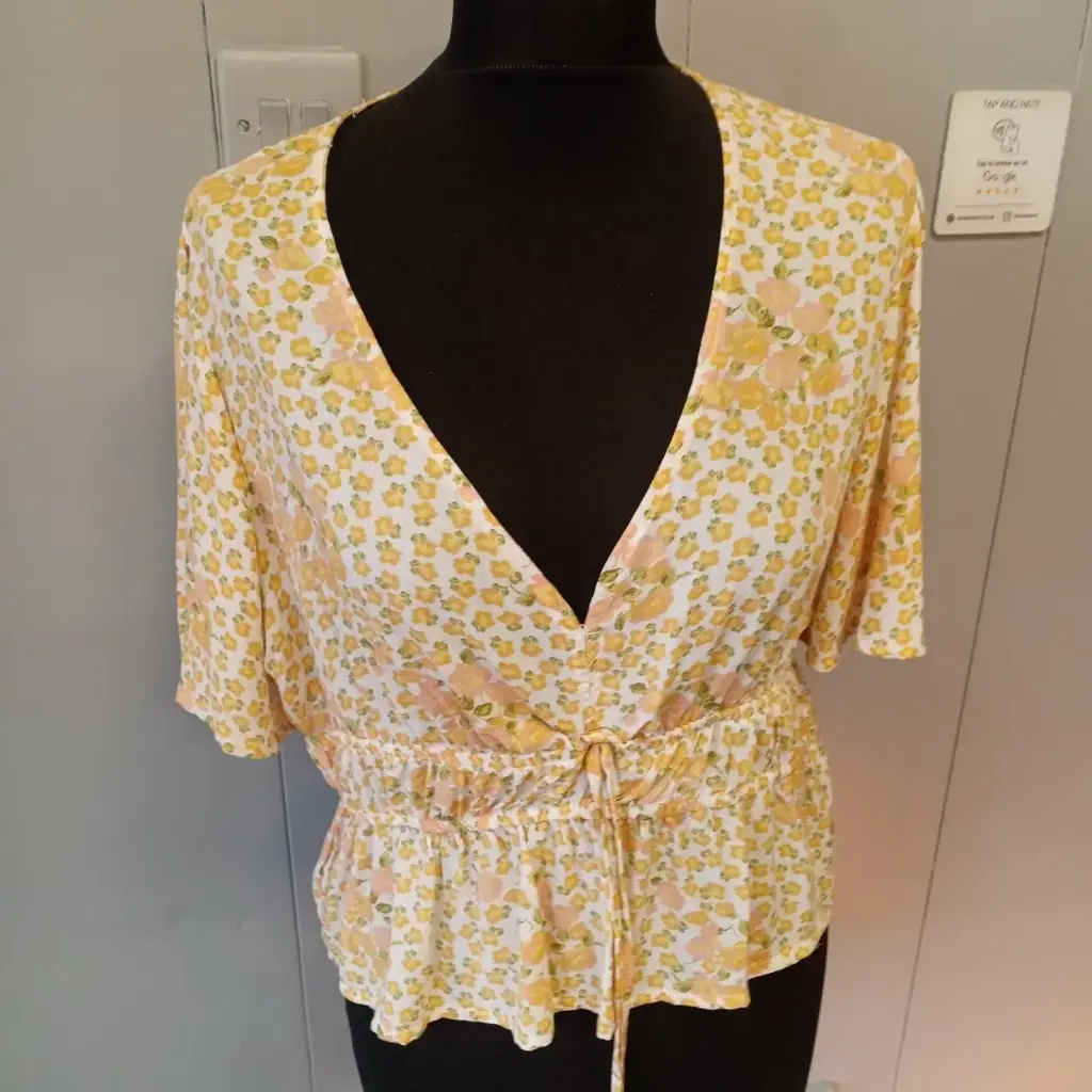 Primark Women's White and Yellow Blouse