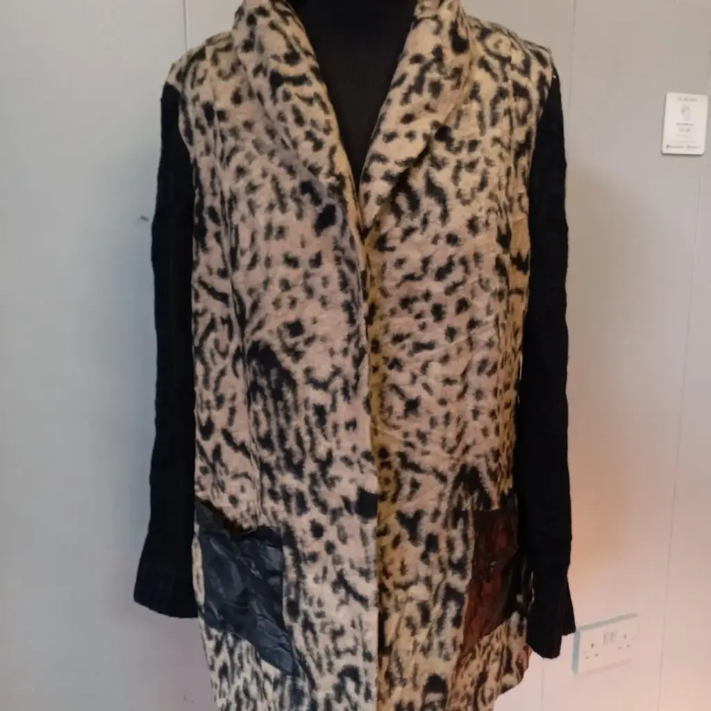 Vintage Conrad C Collection Leopard print faux fur jacket size 10