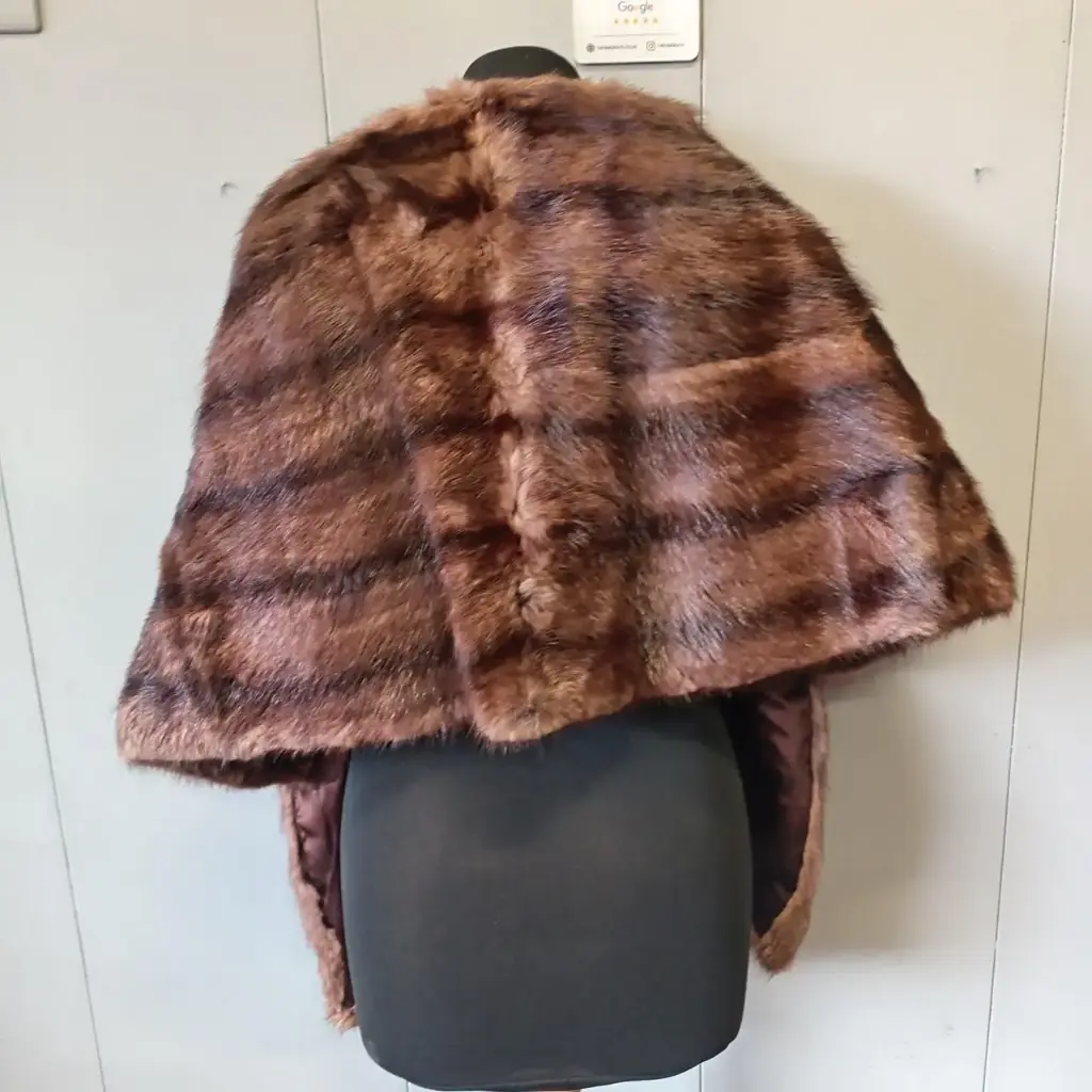Vintage brown muskrat fur stole cape 1940s
