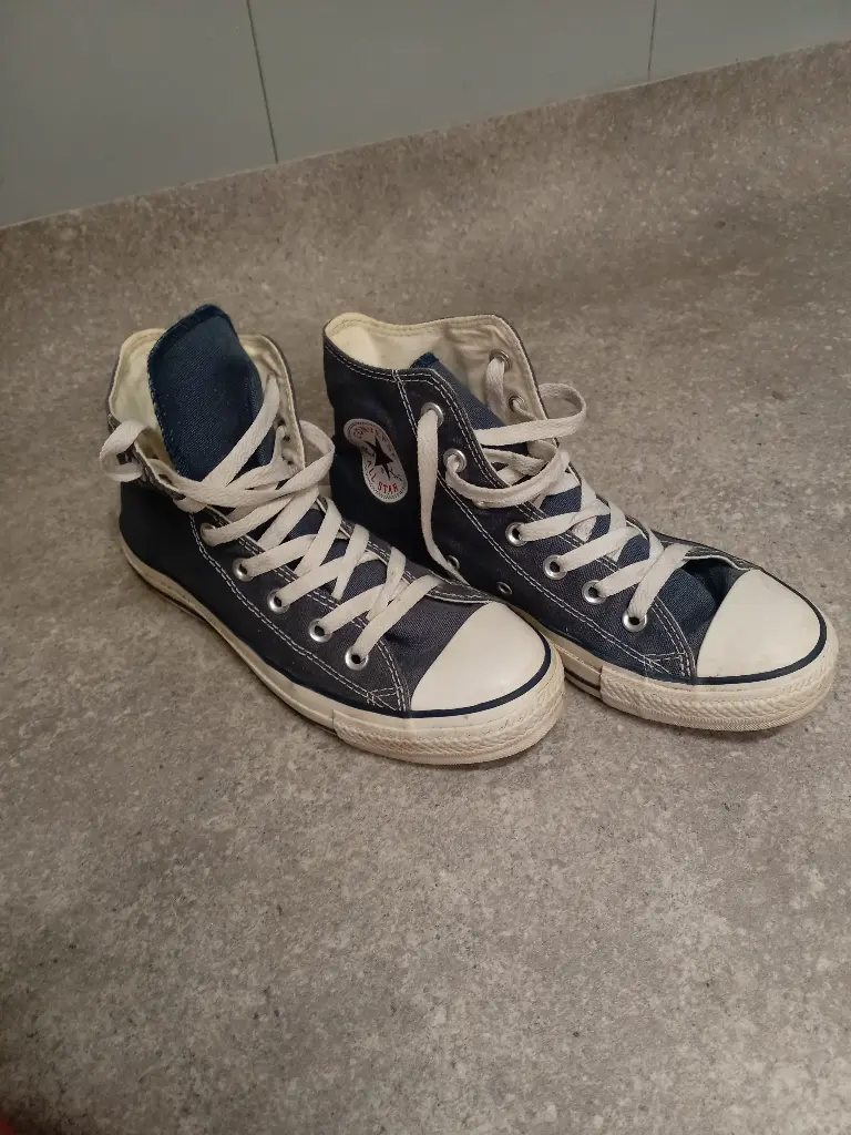 Navy blue Converse All Star Chuck Taylor high tops skater Size 6 Style 3J233 Trainers Sneakers