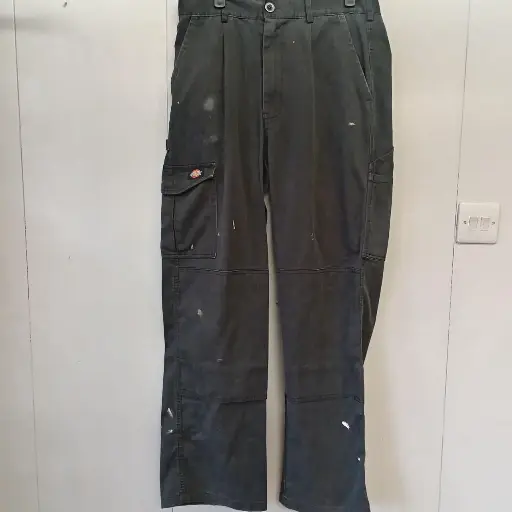Black Dickies cargo trousers with paint splatters grunge grade C size 32 R